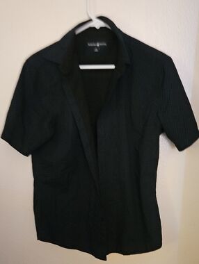 Beverly Hills Polo Club Black Button-Up Shirt with Subtle Dot Pattern